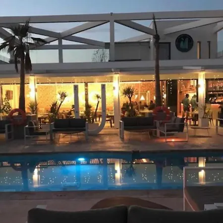 Beachfront In Mijas Costa 2-1a Apartmán *